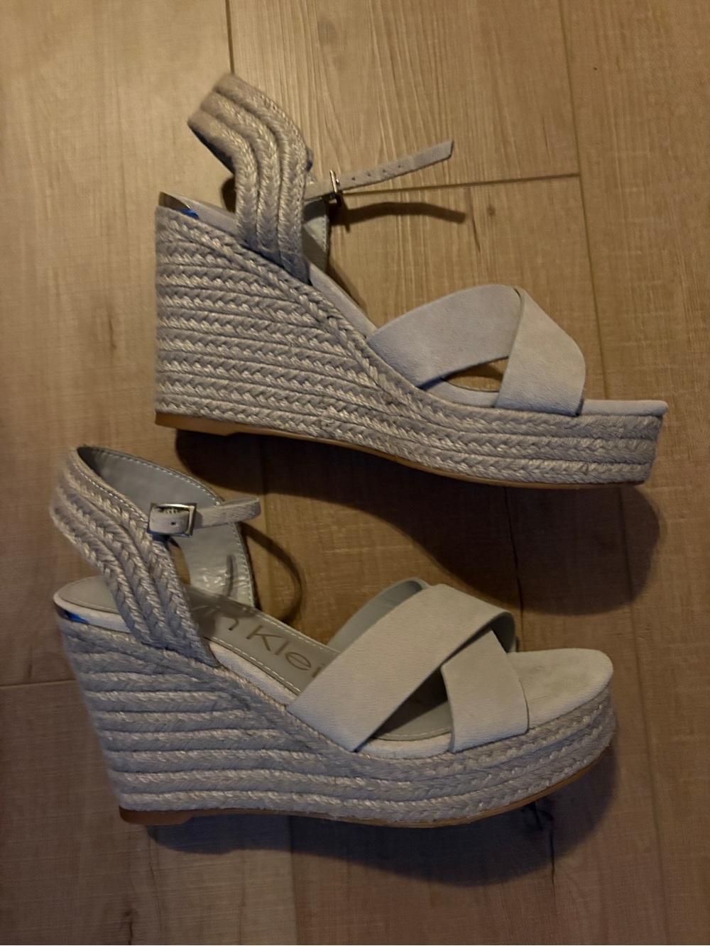 new calvin klein  Espadrille Wedge Sandals sz 8 1/2 in light grey no box